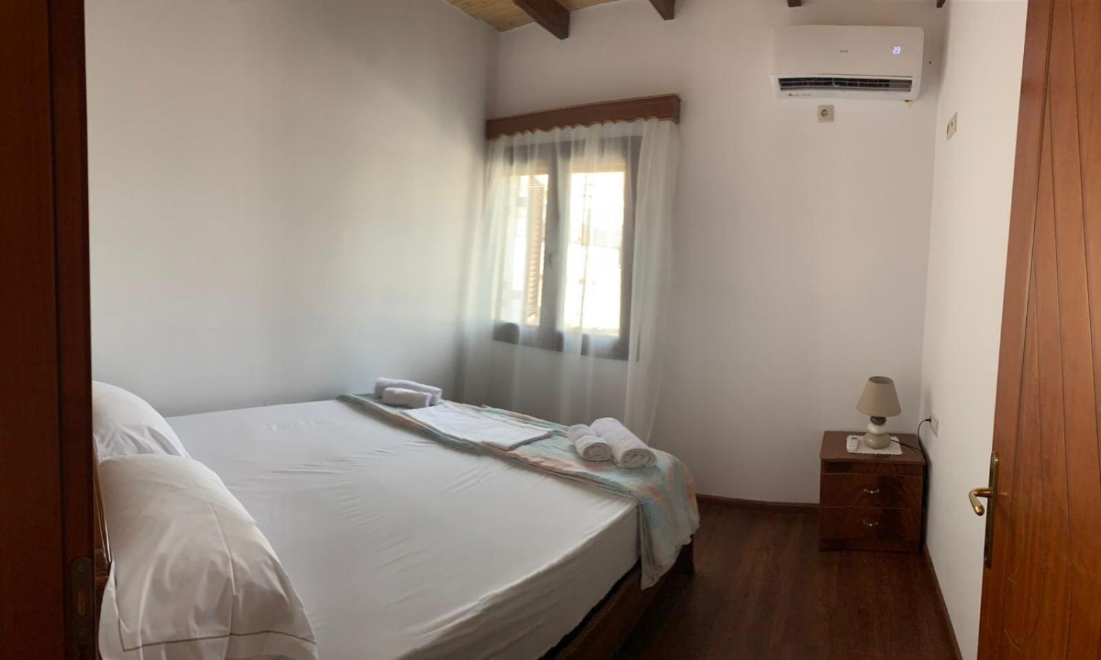 Nomad House-entire House At Your Disposal,4 Guests Berat